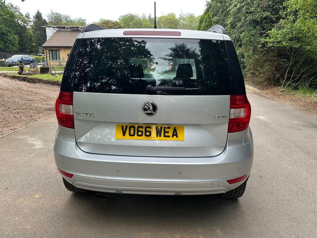 Skoda Yeti 1.2 Tsi Se Dsg Euro 6 S S Silver #2