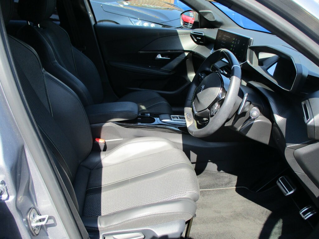 Peugeot 208 1.2 Puretech Gt Hatchback Eat Euro 6 S VK23URY Grey #2