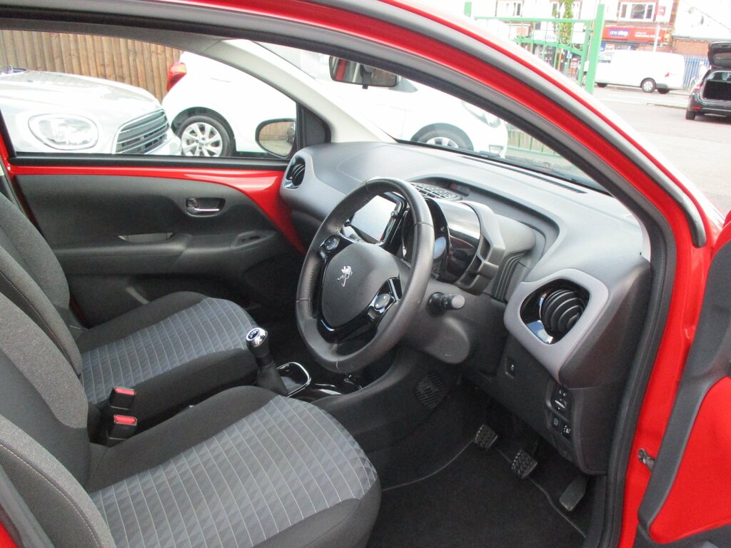 Peugeot 108 Allure 5-Door OE21TBV Red #3