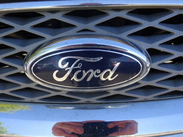 Ford Mondeo 1.8 LX Hatchback Silver #4