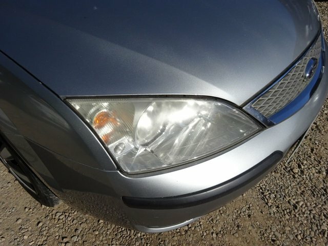 Ford Mondeo 1.8 LX Hatchback Silver #3
