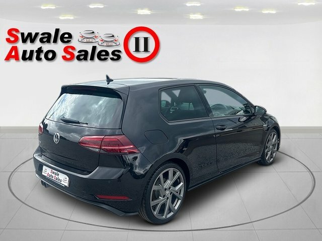 Volkswagen Golf 2.0 Tdi Bluemotion Tech ML17XOT Black #4