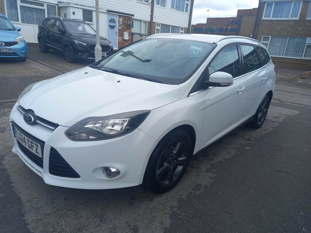 Ford Focus 1.6 Tdci Zetec Navigator Estate White