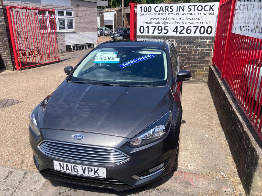 Ford Focus 1.5 Tdci Titanium Hatchback Euro NA16VPK Grey #3