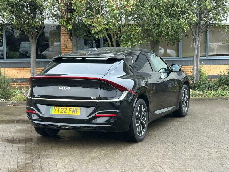 Kia Estate Black #13