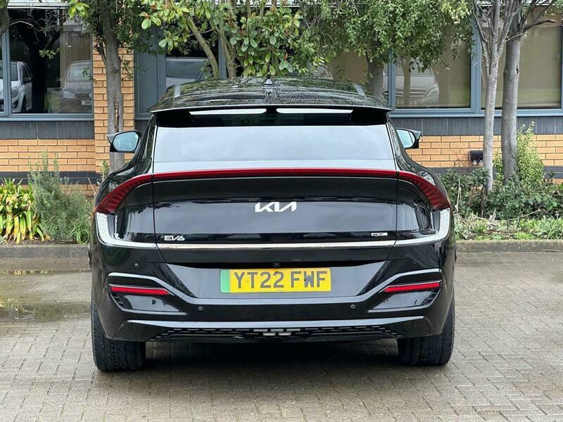 Kia Estate Black #12