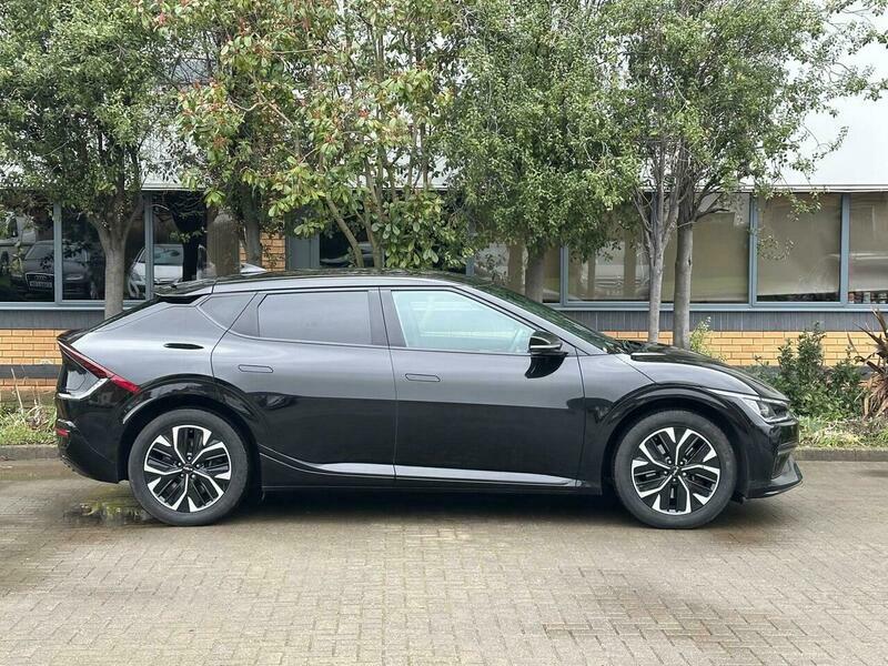 Kia Estate Black #4