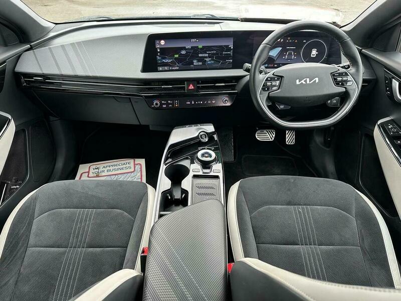 Kia Estate Black #6