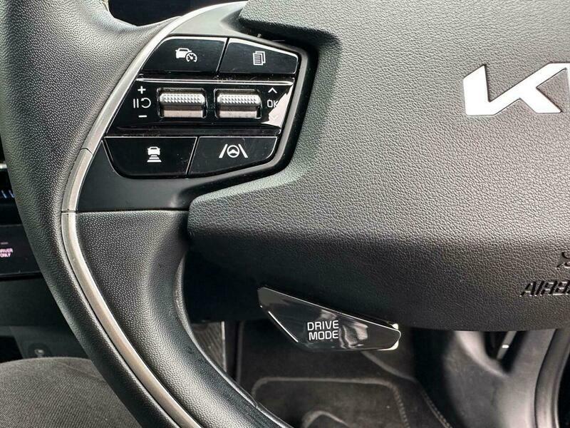 Kia Estate Black #26