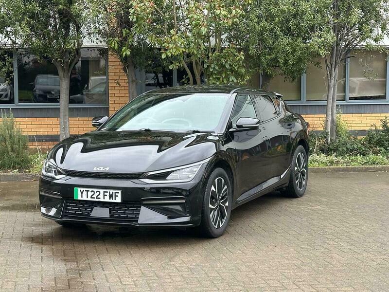 Kia Estate Black #5
