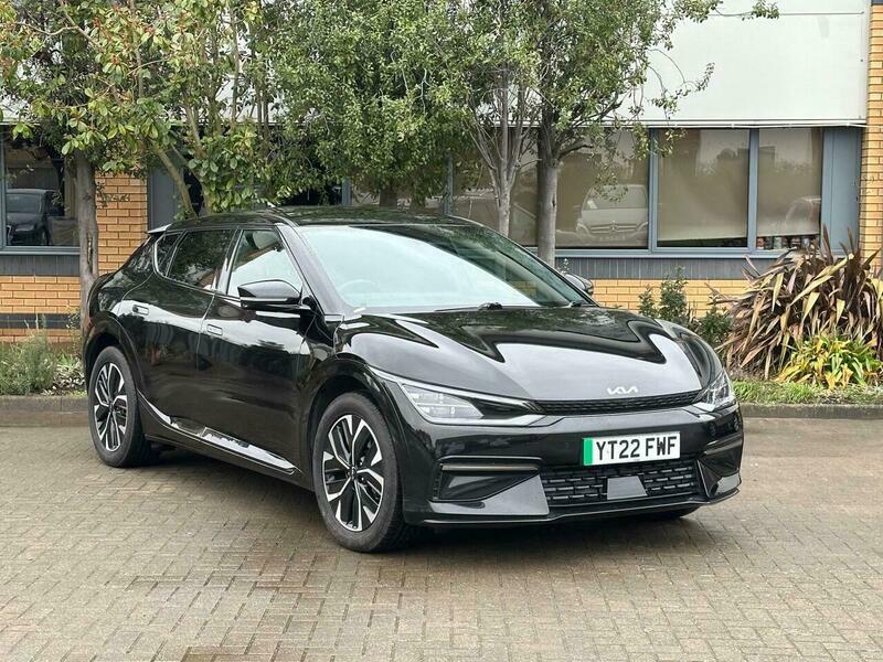Kia Estate Black #7