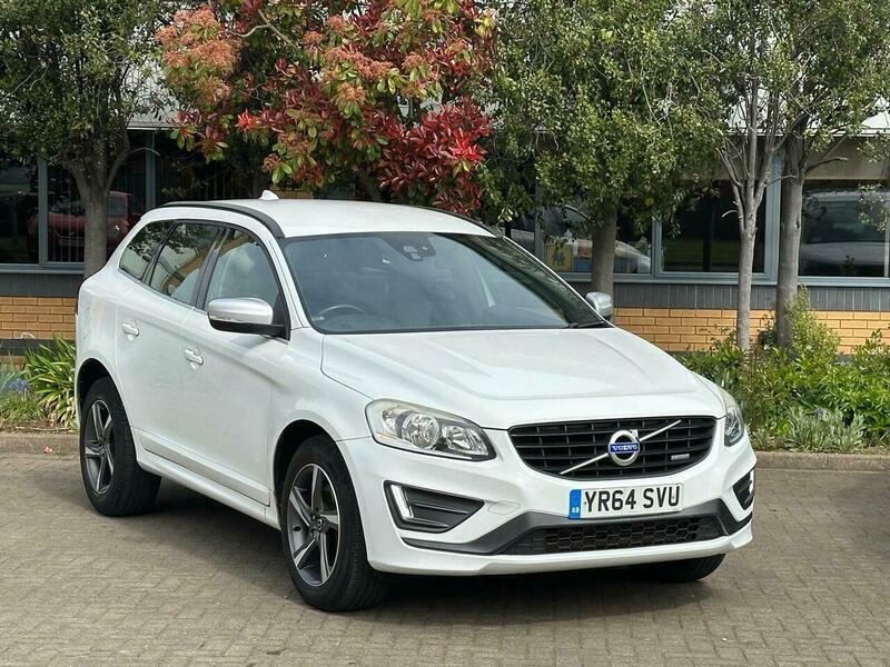 Volvo XC60 2.0 D4 R-design Euro White