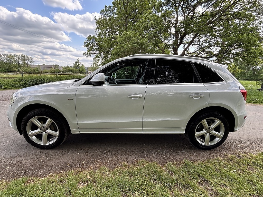 Audi Q5 Tfsi Quattro S Line U556555 White #4