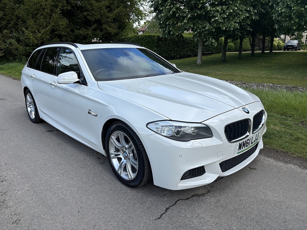 BMW 5 Series 520I M Sport Touring U101091 WM61LJJ White #2