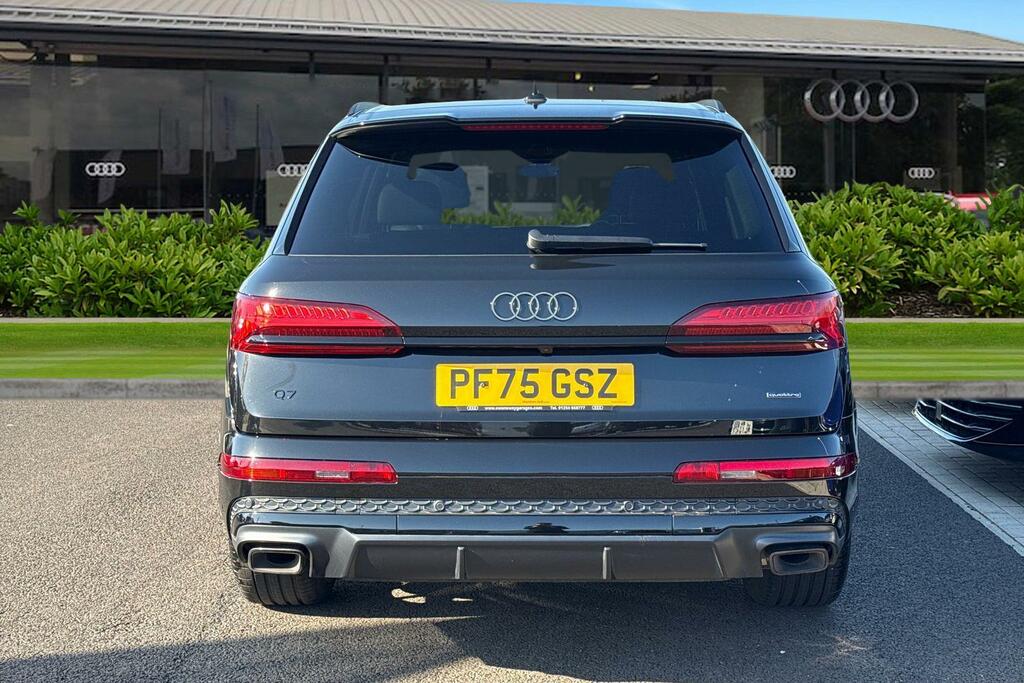Audi Q7 Suv Black Edition Tdi Quattro 231 Ps Tiptronic PF75GSZ Black #4