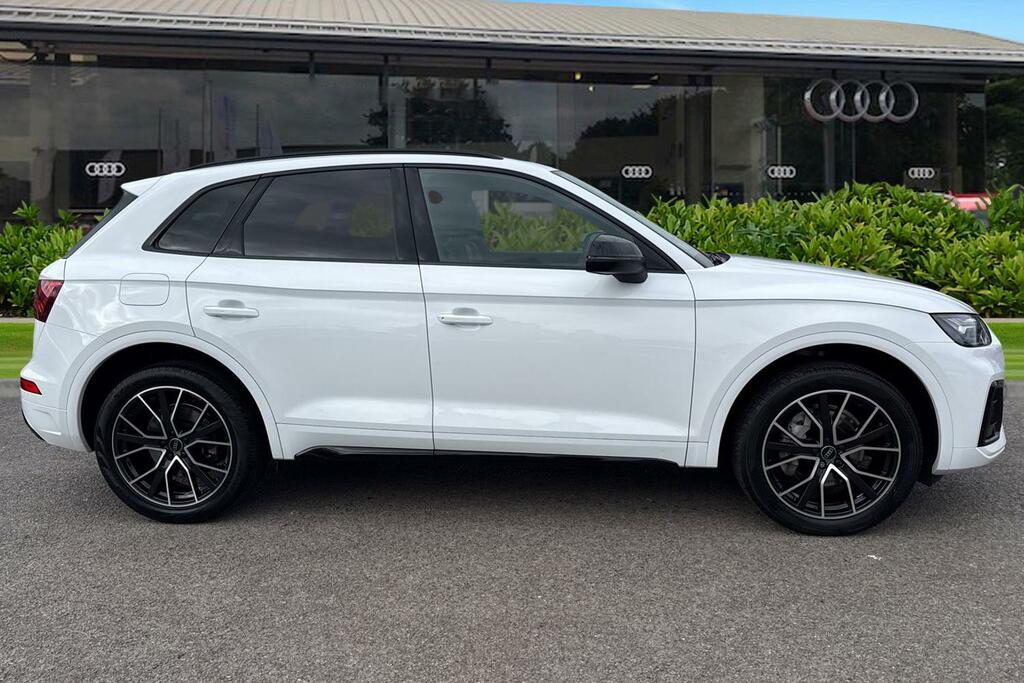 Audi Q5 Black Edition 45 Tfsi Quattro 265 Ps S Tronic YD24CLO White #3
