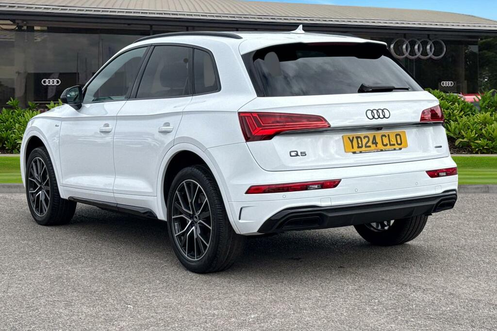 Audi Q5 Black Edition 45 Tfsi Quattro 265 Ps S Tronic YD24CLO White #2