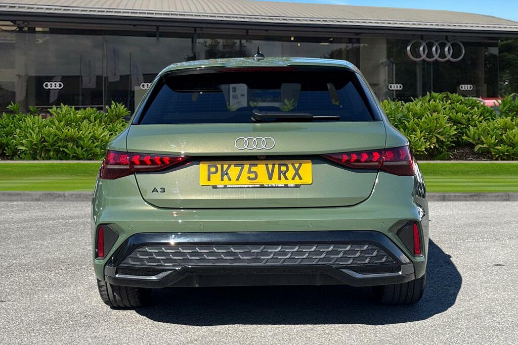 Audi A3 S Line Tfsi 150 Ps S Tronic PK75VRX Green #4