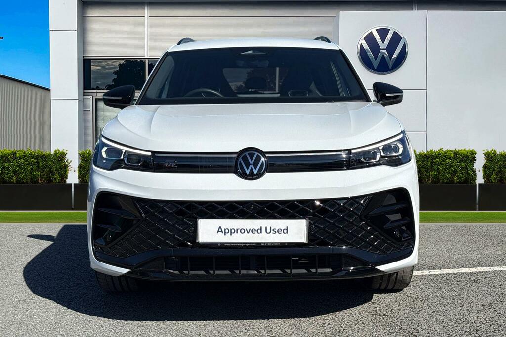 Volkswagen Tiguan 2.0 Tsi 265 4Motion Black Edition Dsg Folding DA25UGR White #5