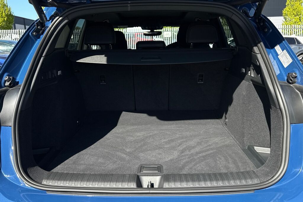 Audi Q6 E-Tron Q6 Suv Edition 1 E-tron Performance 225,00 Kw PN75FZZ Blue #6