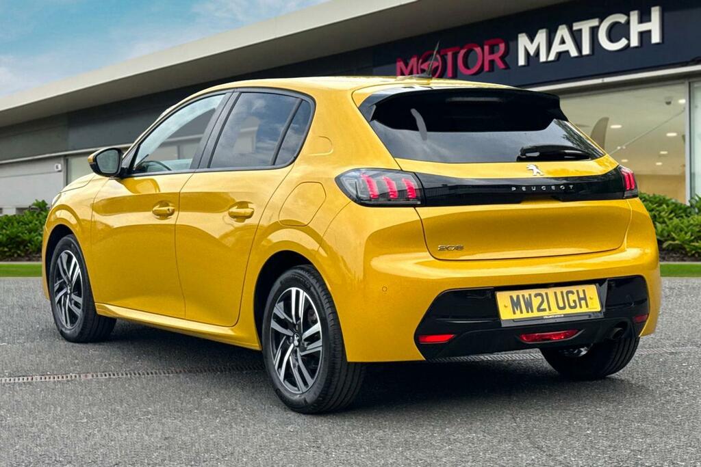 Peugeot 208 1.2 Puretech Allure Premium Euro 6 Ss MW21UGH Yellow #2