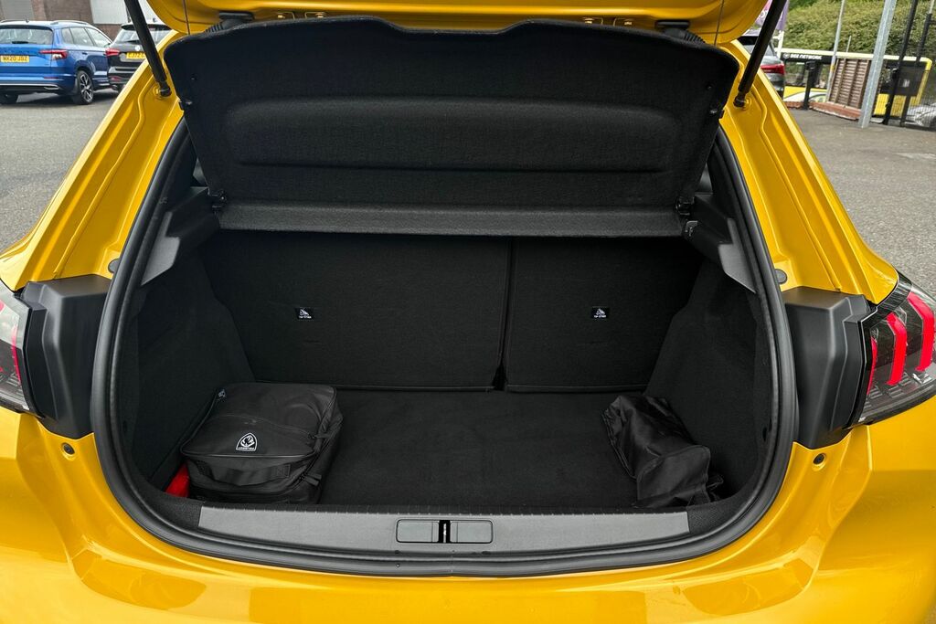 Peugeot 208 1.2 Puretech Allure Premium Euro 6 Ss MW21UGH Yellow #6