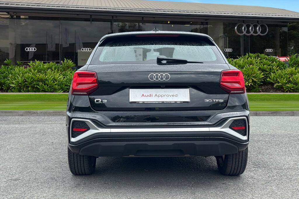 Audi Q2 S Line 30 Tfsi 110 Ps 6-Speed PJ23OSW Black #4