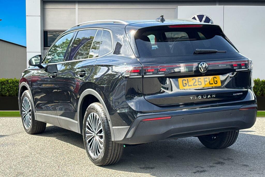Volkswagen Tiguan 1.5 Tsi Ehybrid Match Dsg Rear Camera, Easy O GL25FLG Black #2