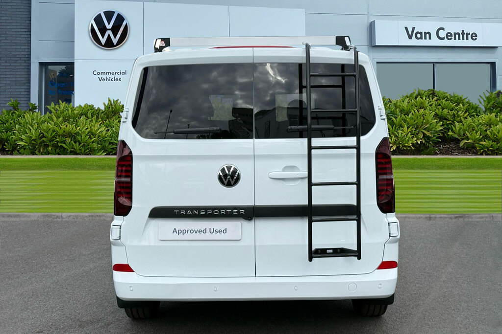 Volkswagen Transporter 2.0 Tdi 170 Commerce Pro Kombi Van KR26GRX White #4