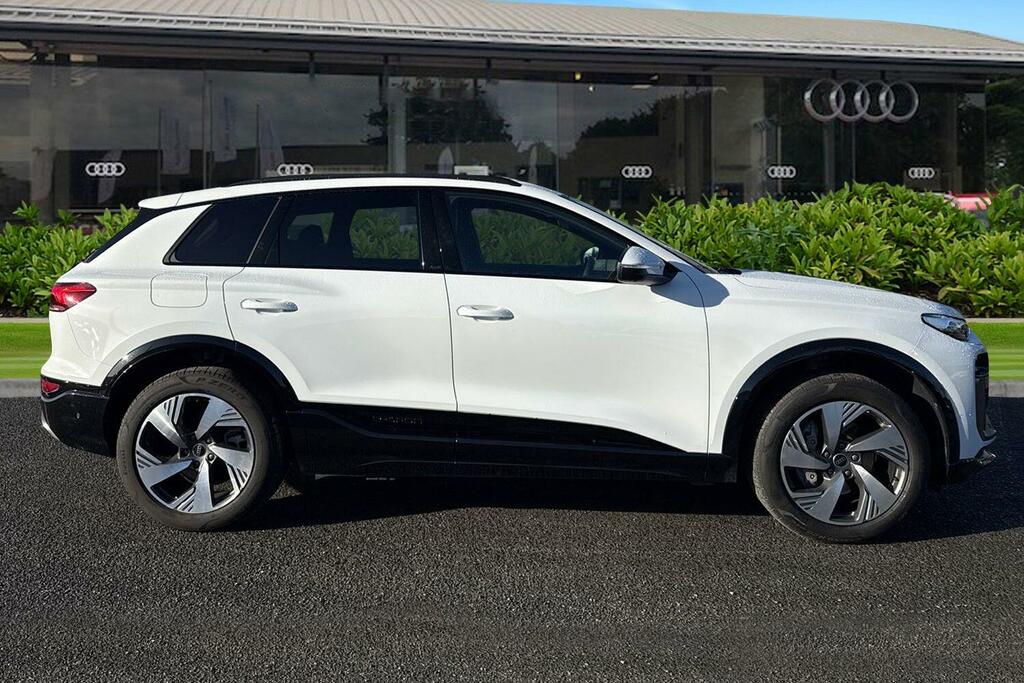 Audi Q6 E-Tron 100Kwh Performance S Line PX75YWB White #3