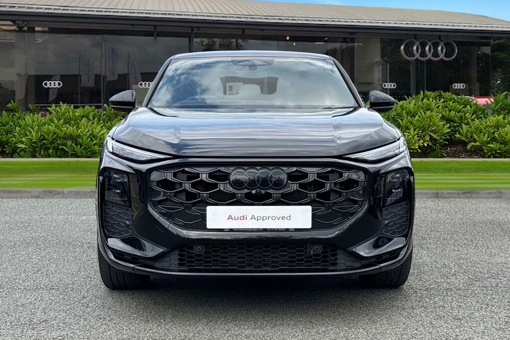 Audi Q3 Launch Edition E-hybrid 272 Ps S Tronic Black #5