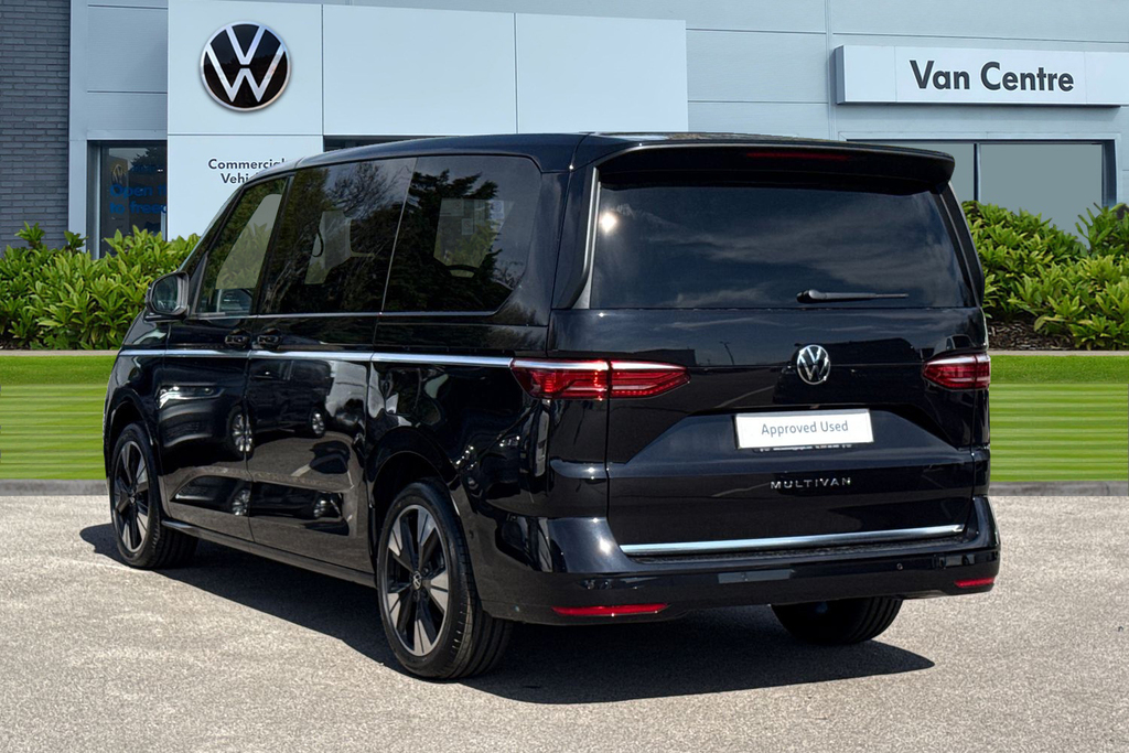 Volkswagen Multivan Style Lwb 150Ps 2.0 Tdi 7 Speed Dsg - 7-Seat Confe Black #2
