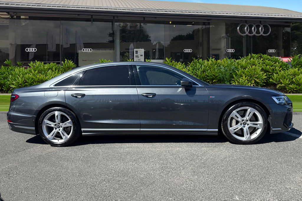 Audi A8 Black Edition Tfsi 571 Ps Tiptronic Black #3