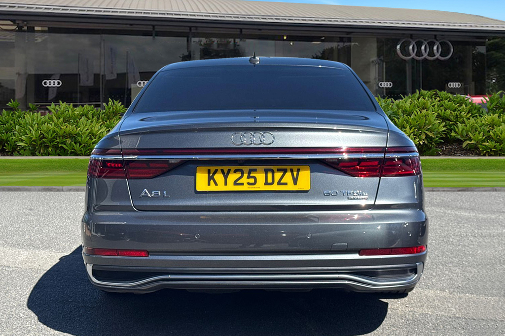 Audi A8 Black Edition Tfsi 571 Ps Tiptronic Black #4