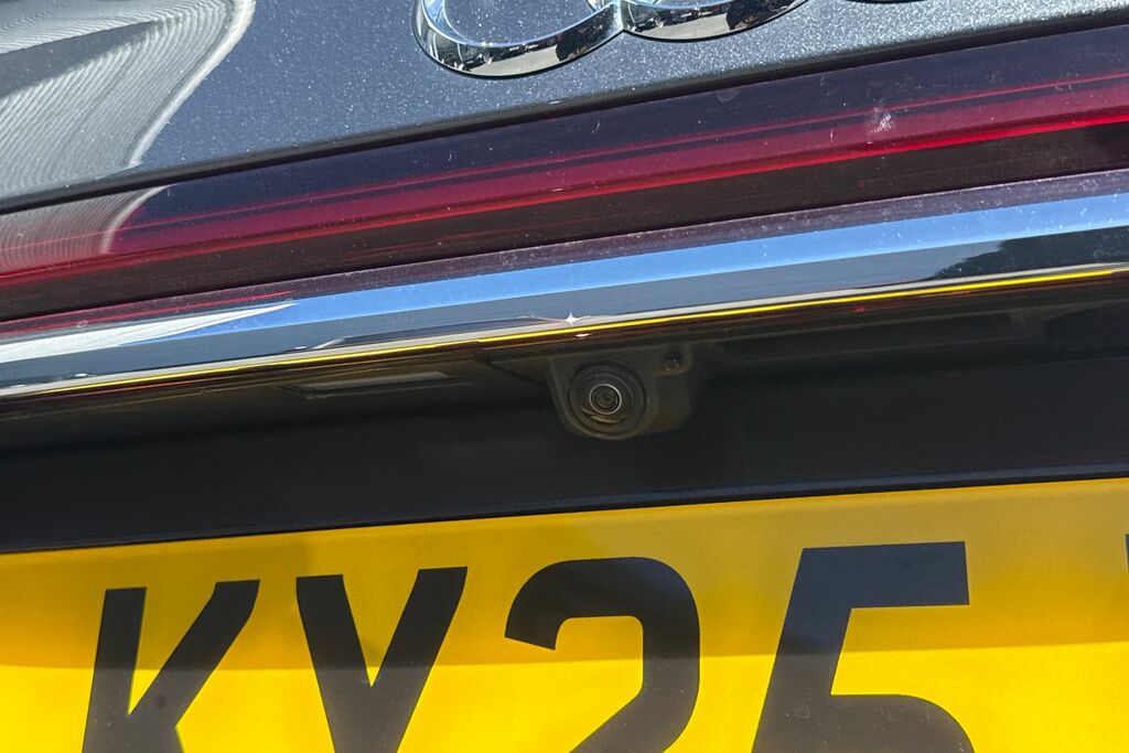 Audi A8 Black Edition Tfsi 571 Ps Tiptronic Black #32
