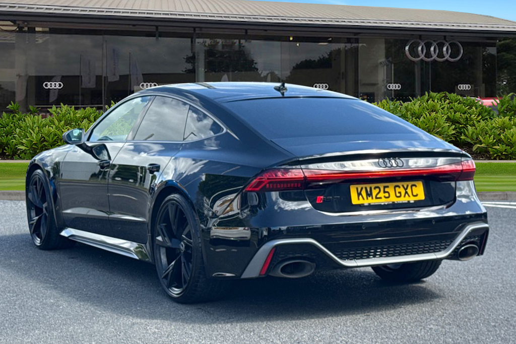Audi RS7 Rs 7 Sportback Performance 630 Ps Tiptronic Black #2