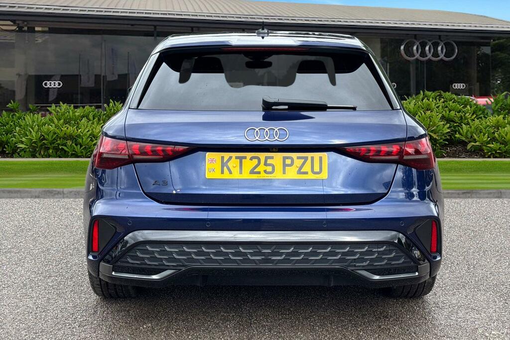 Audi A3 S Line 35 Tfsi 150 Ps S Tronic KT25PZU Blue #4