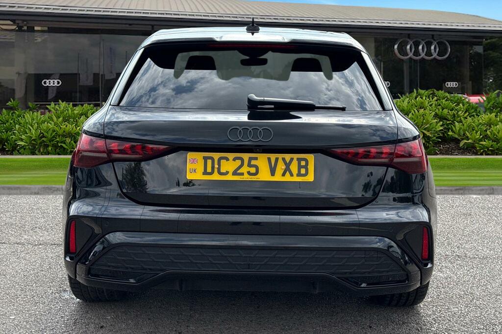 Audi A3 Black Edition 35 Tfsi 150 Ps S Tronic DC25VXB Black #4