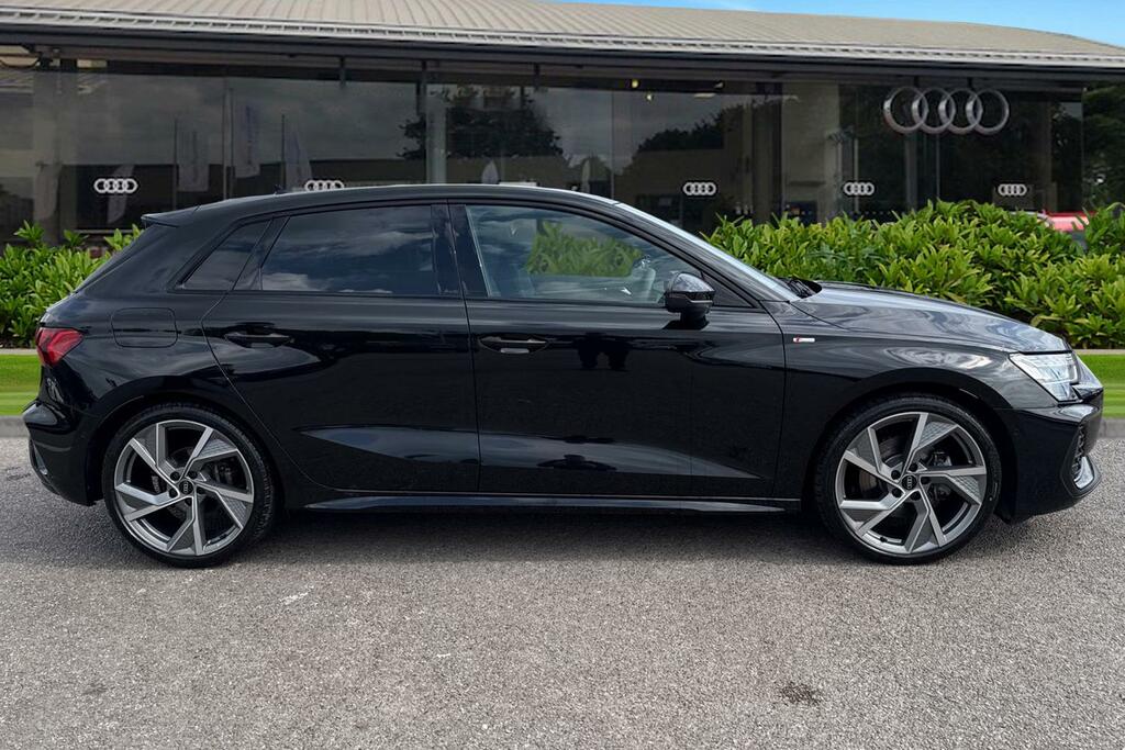 Audi A3 Black Edition 35 Tfsi 150 Ps S Tronic DC25VXB Black #3