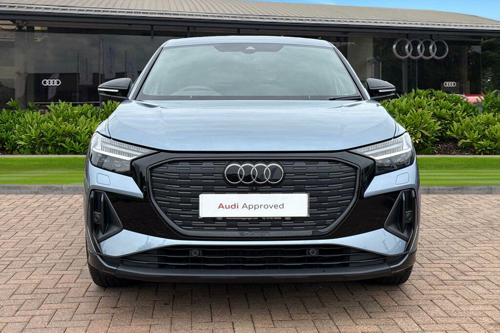 Audi Q4 E Tron Q4 Sportback Black Edition 45 E-tron Quattro 210,0 KP75XFG Blue #5