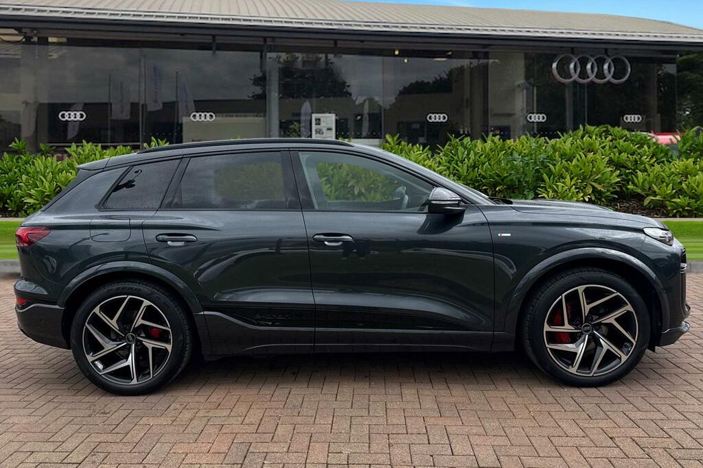 Audi Q6 E-Tron Q6 Suv Edition 1 E-tron Performance 225,00 Kw KM75VWP Grey #3