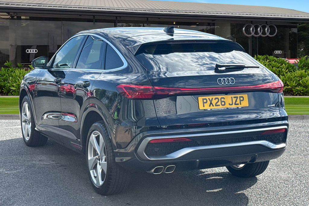 Audi Q5 S Line Tdi Quattro 204 Ps S Tronic PX26JZP Black #2