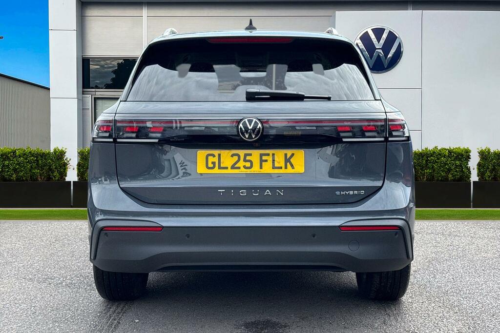 Volkswagen Tiguan 1.5 Tsi Ehybrid Match Dsg GL25FLK Grey #4