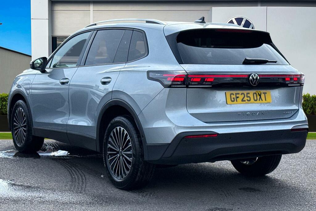 Volkswagen Tiguan 1.5 Tsi Ehybrid Match Dsg GF25OXT Silver #2