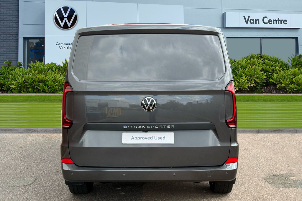 Volkswagen E-Transporter 160Kw 65Kwh 218Ps Commerce Pro Van Grey #4