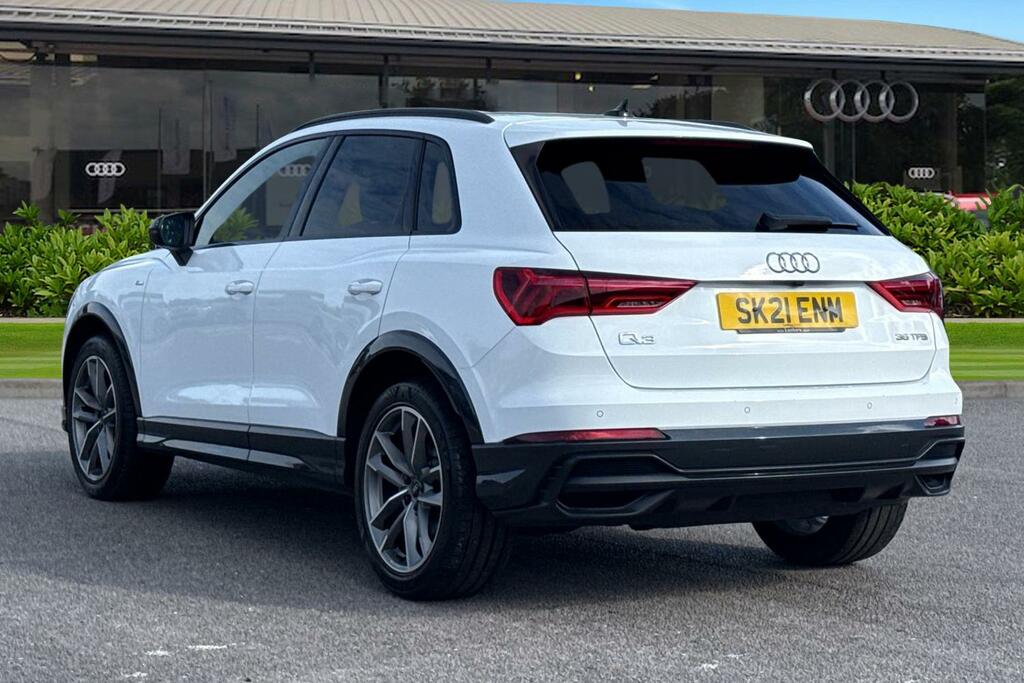 Audi Q3 Black Edition 35 Tfsi 150 Ps 6-Speed SK21ENM White #2