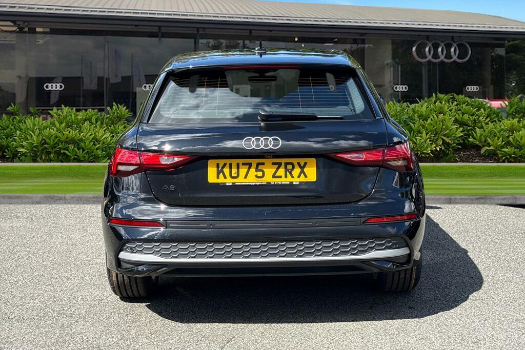 Audi A3 Sport Tfsi 116 Ps S Tronic KU75ZRX Black #4