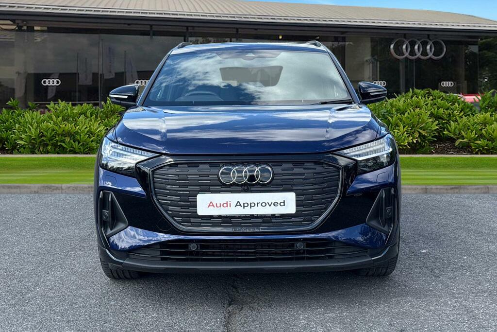 Audi Q4 E Tron Q4 Black Edition 45 E-tron 210,00 Kw PK26HZB Blue #5