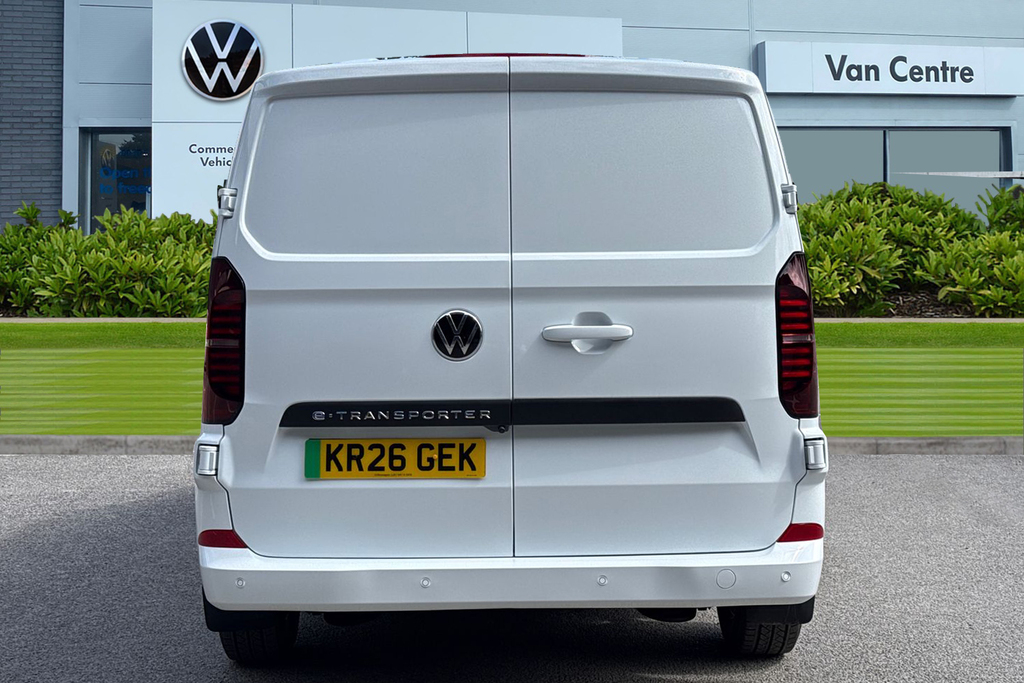 Volkswagen E-Transporter 100Kw 65Kwh Commerce Plus Van KR26FZB White #4