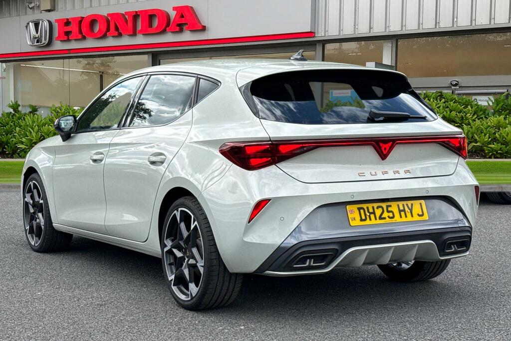 Cupra Leon 1.5 Etsi V2 Dsg Euro 6 Ss DH25HYJ Grey #2